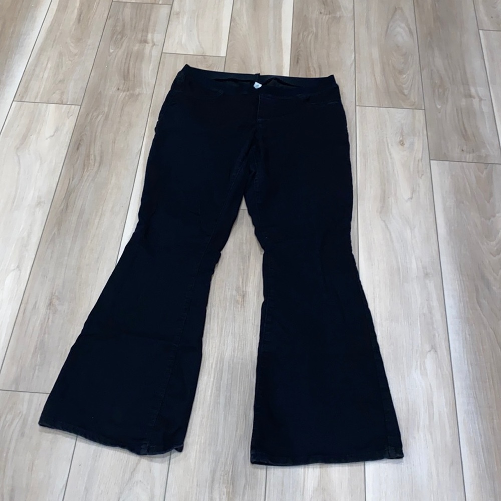 EUC Old Navy Brand Black Pants Size 14 Flare with Stretch
